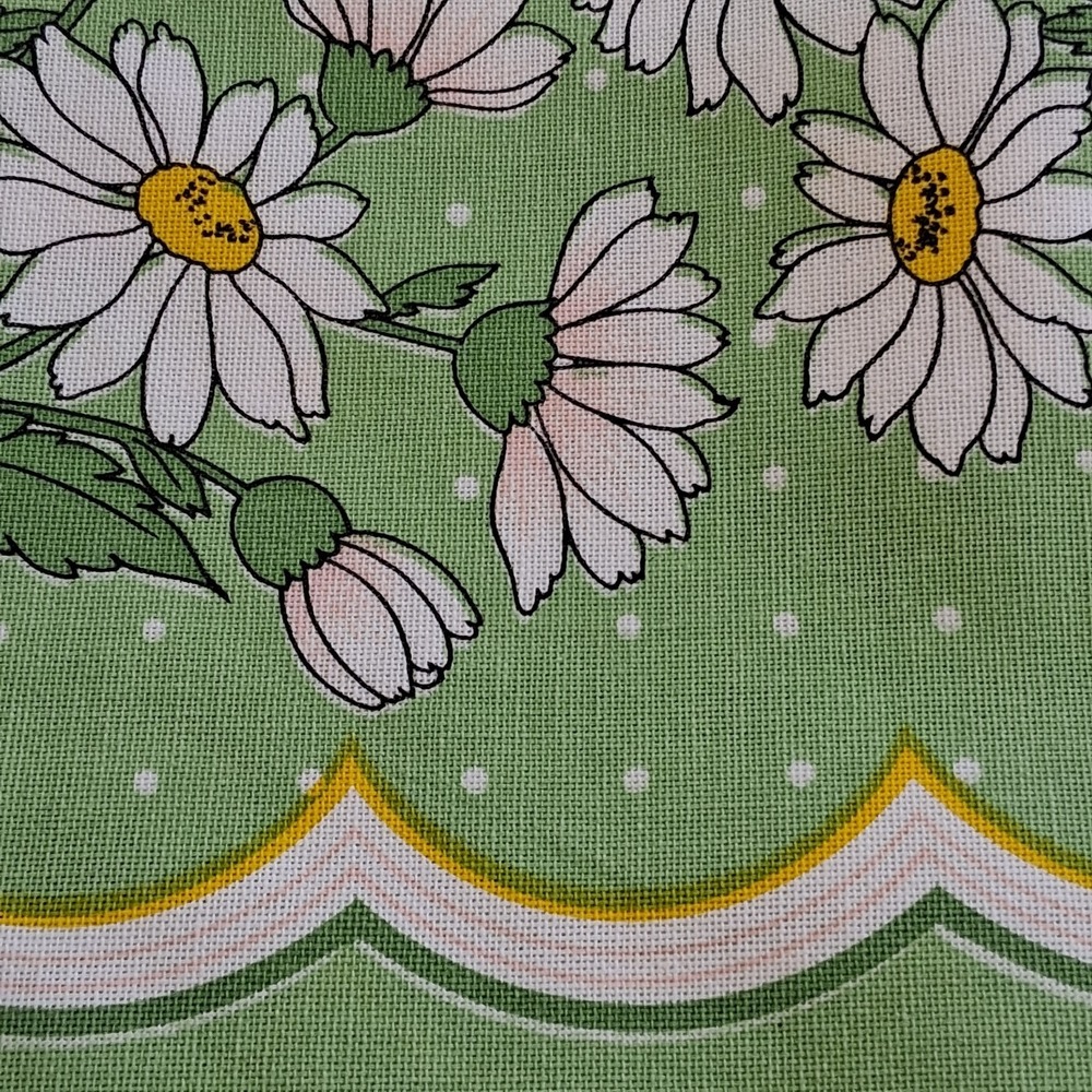 Vintage 100% Cotton Green Polka Dot Tablecloth White Daisy Floral Made in Brazil